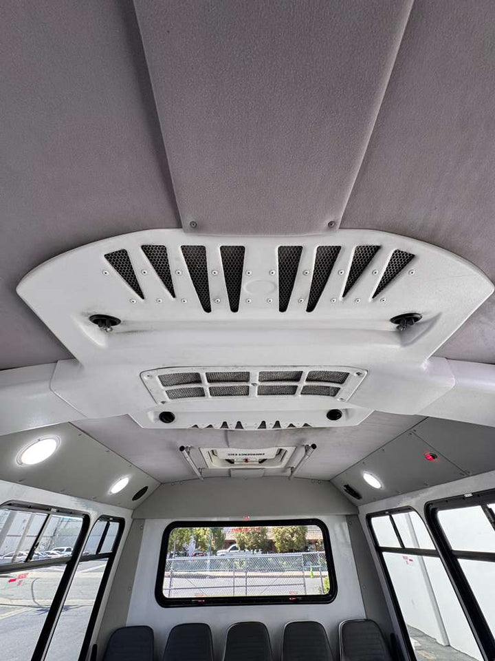 2021 Ford E450 Super Duty Shuttle Bus