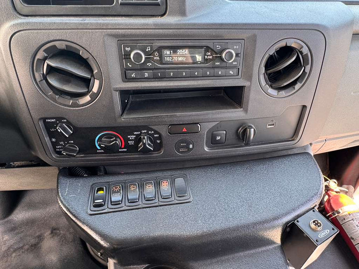 2021 Ford E450 Super Duty Shuttle Bus