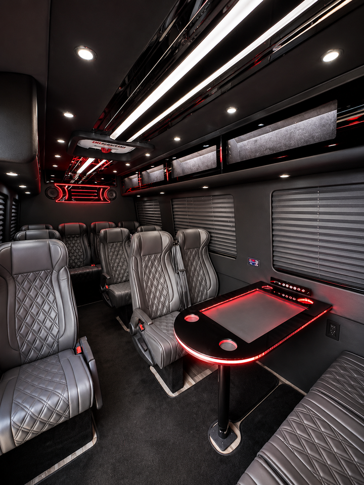 Mercedes Sprinter Shuttle: 2026, 3500XD 170"