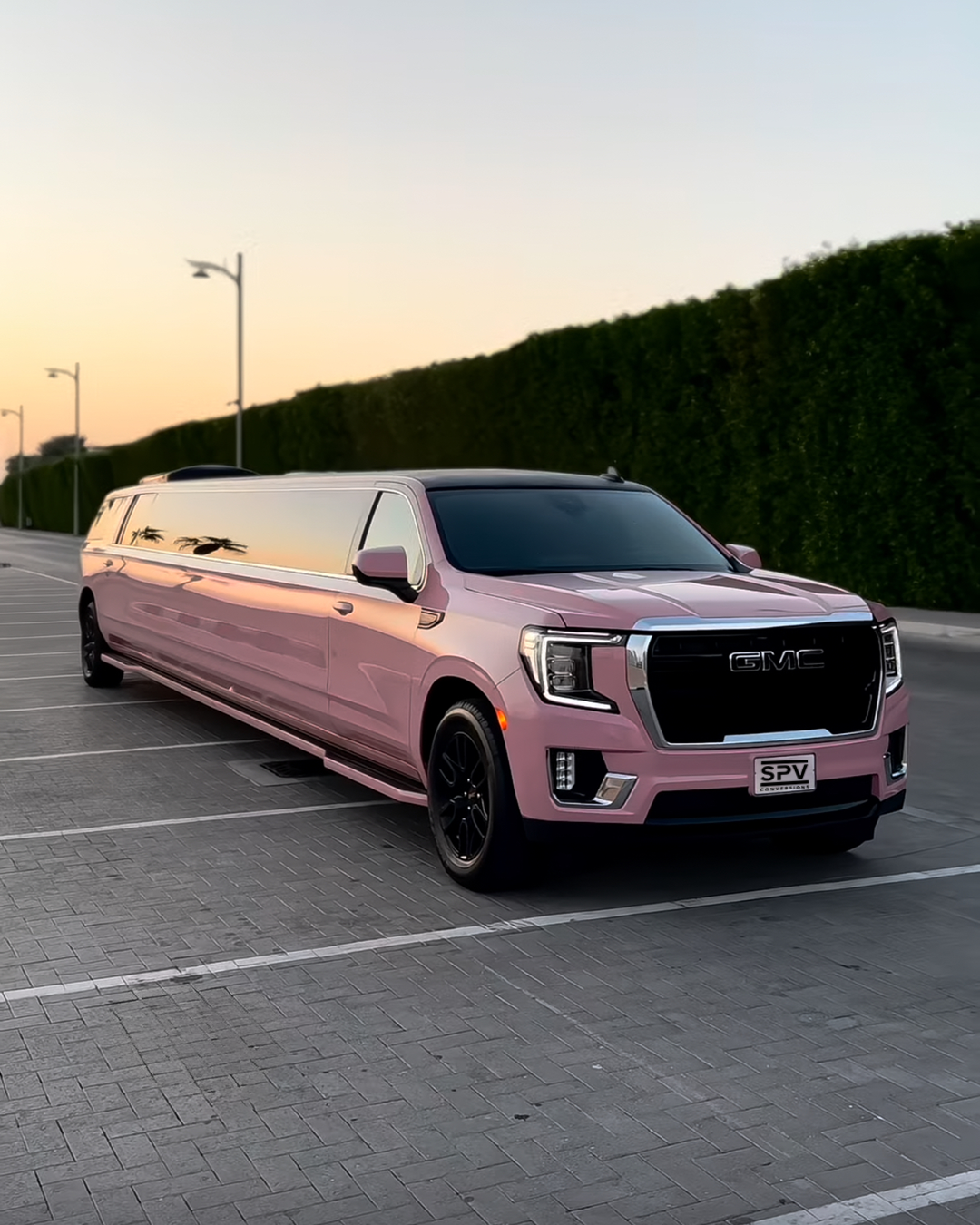 THE GM LIMOUSINE