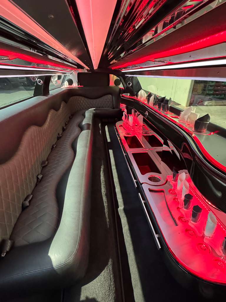 2014 Chrysler 300 Limousine