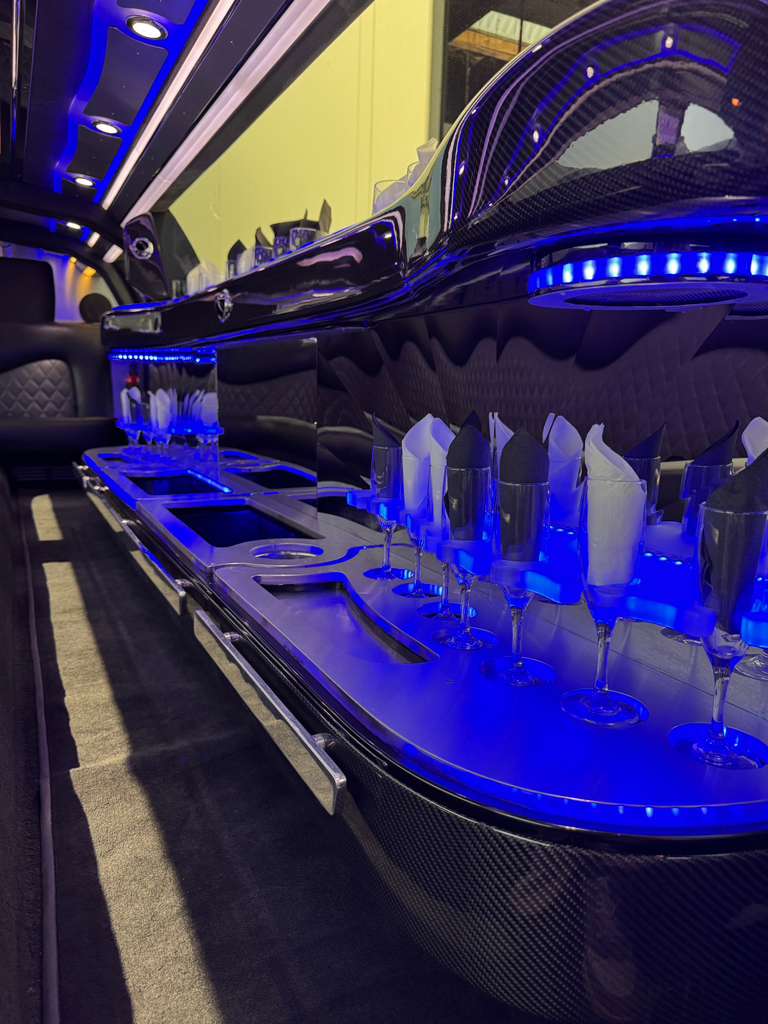 2014 Chrysler 300 Limousine