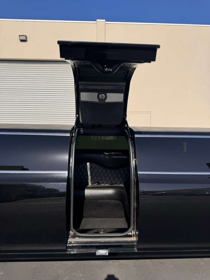 2014 Chrysler 300 Limousine
