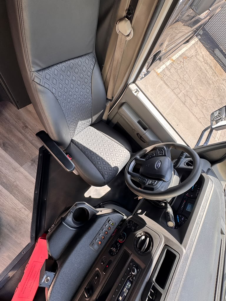 2022 Ford E450 Super Duty Party Bus