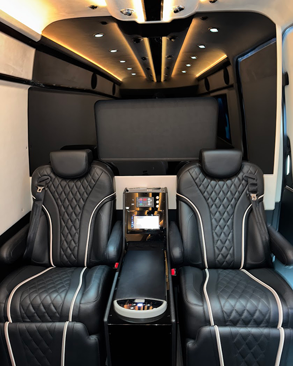 Hyperbaric Chamber Van